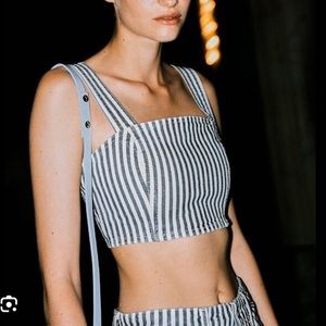 NWT ZARA CROP TOP